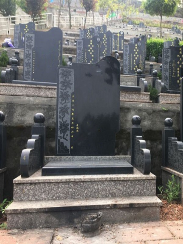 龙凤豪华碑